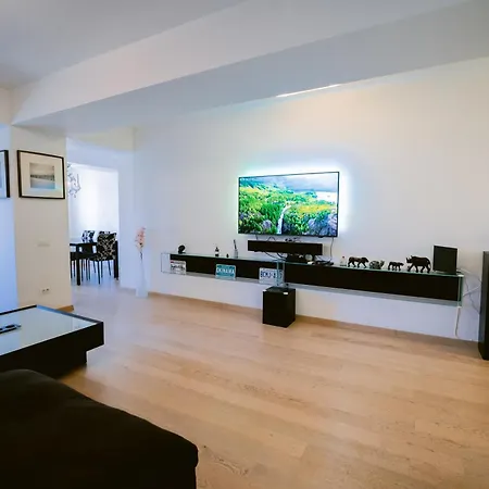 Dorobanti Pearl * Bucarest