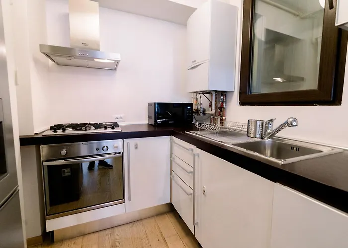 Dorobanti Pearl بوخارست