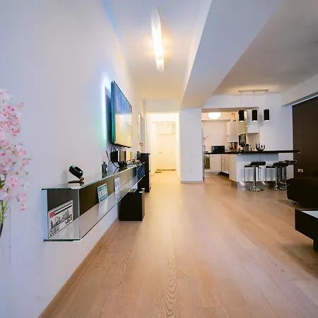 Dorobanti Pearl * Bucarest